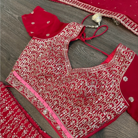 Red Embroidered Two-Piece Set - Picture 3 of 4